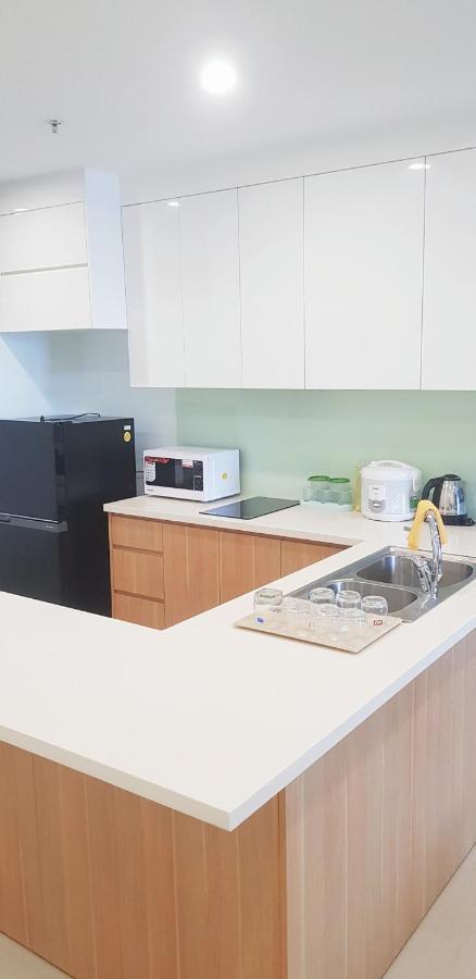 Beachfront Scenia Bay Apartment Nha Trang Exterior photo