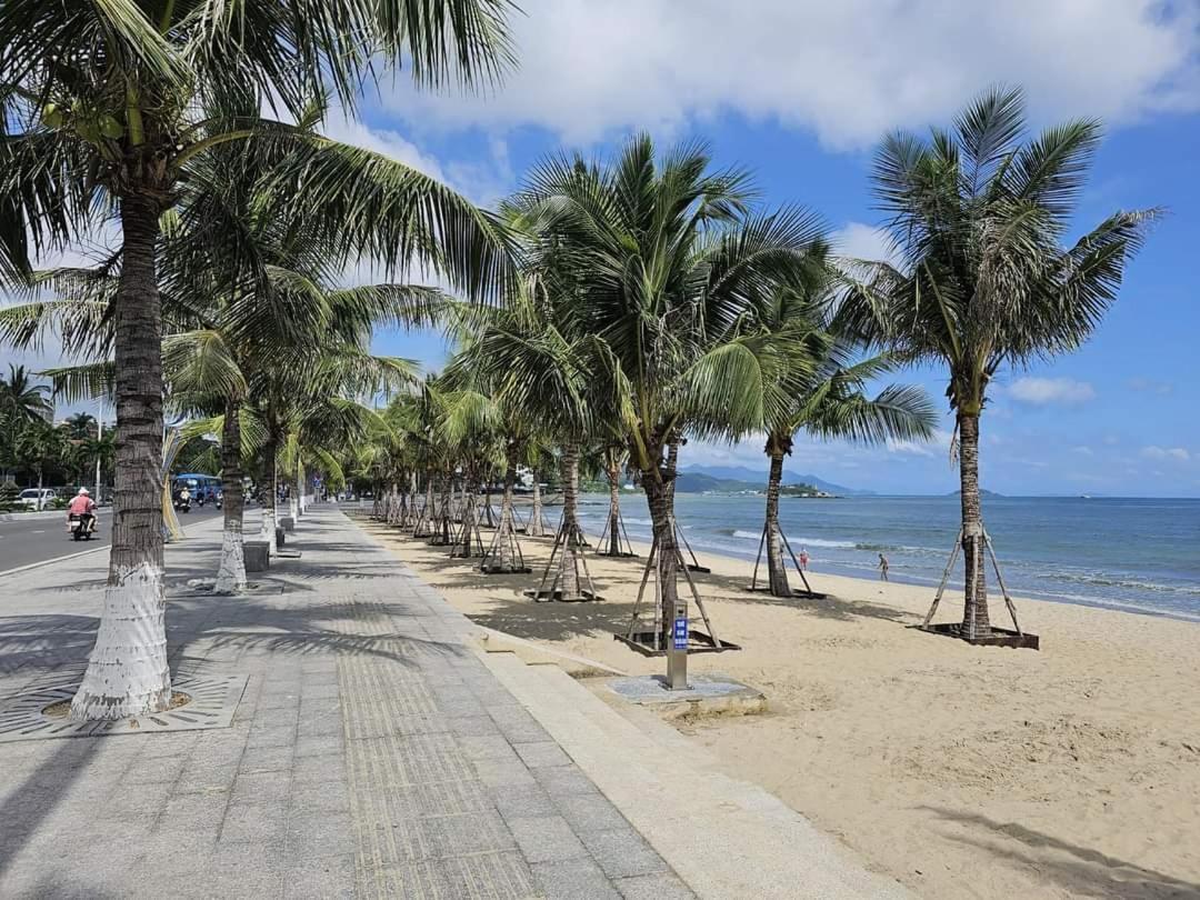 Beachfront Scenia Bay Apartment Nha Trang Exterior photo